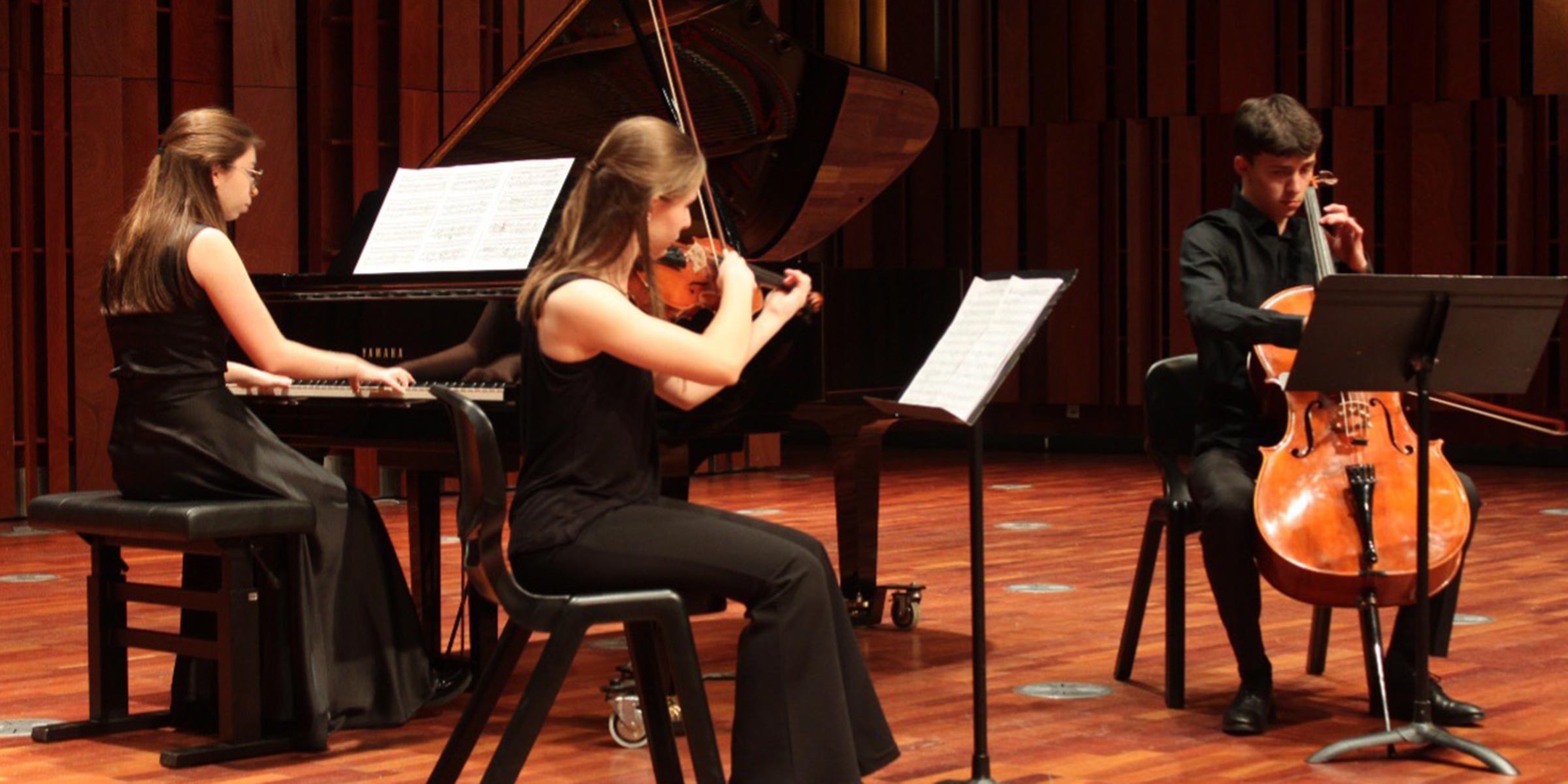 Trio Orfeu