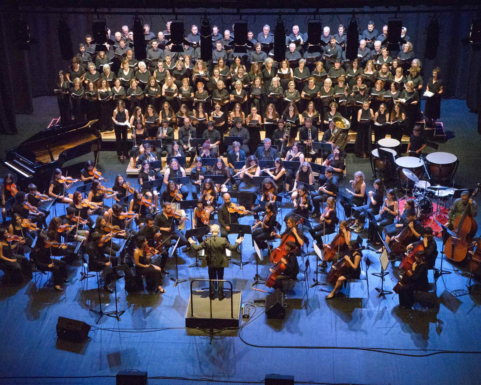 Orquestra e Coro Maria Fernanda Rovira